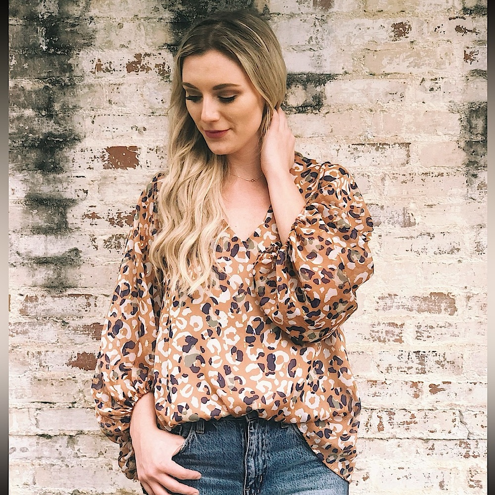 V-Neck Ruffle Sleeve Leopard Blouse - Small